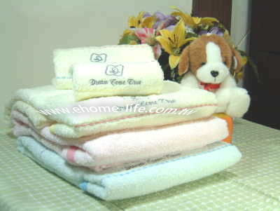 夢想成真粉彩素緞浴巾--尺寸: 77*149cm-粉藍 - (已售畢)